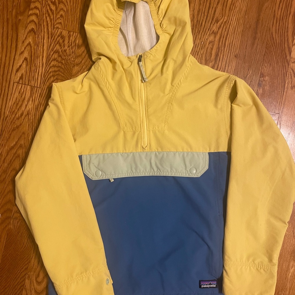 Patagonia Lighweight Hooded Jacket